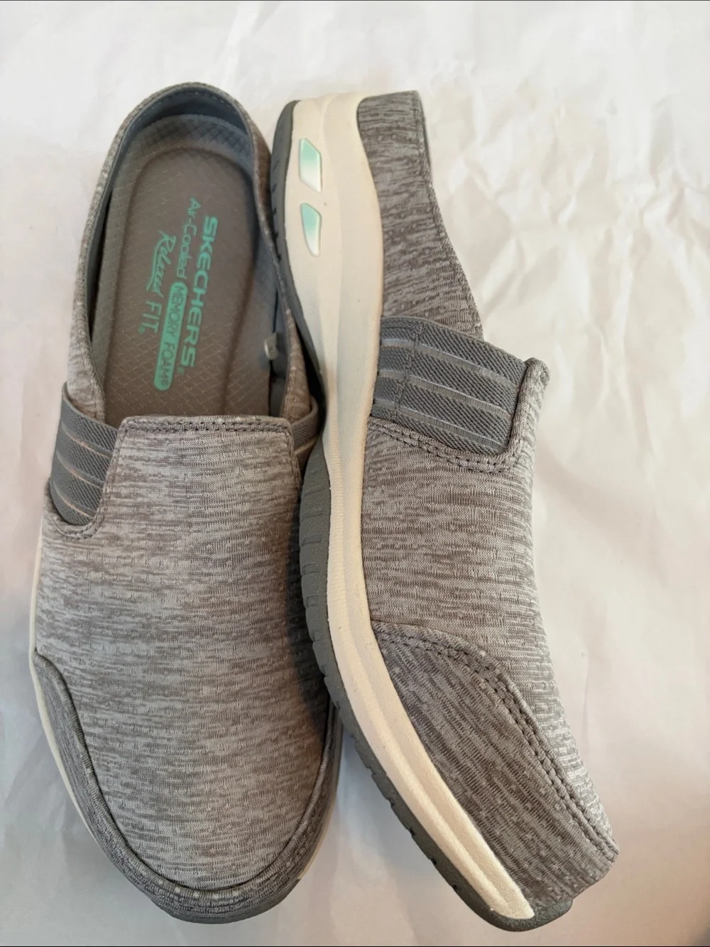 SKECHERS MODERN COMFORT WOMEN'S Commute Time-Delightful Day Clog